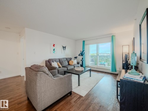 431 11603 Ellerslie Road, Edmonton, AB - Indoor Photo Showing Living Room