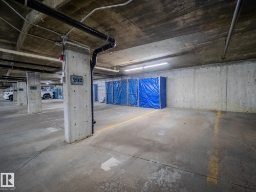 431 11603 Ellerslie Road, Edmonton, AB - Indoor Photo Showing Garage