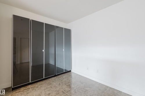 403 2504 109 Street, Edmonton, AB - Indoor Photo Showing Other Room