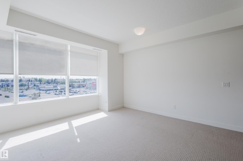 403 2504 109 Street, Edmonton, AB - Indoor Photo Showing Other Room