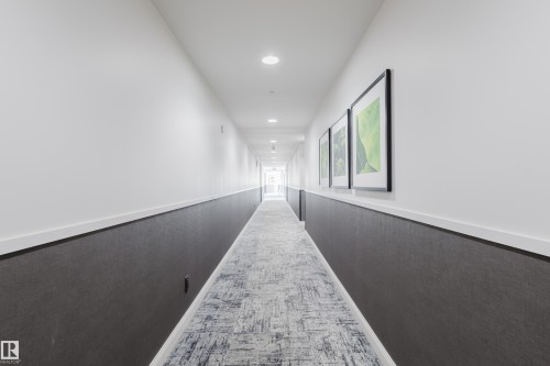 403 2504 109 Street, Edmonton, AB - Indoor Photo Showing Other Room