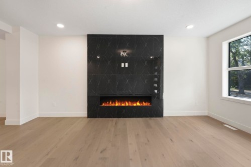 10965 129 Street, Edmonton, AB - Indoor With Fireplace