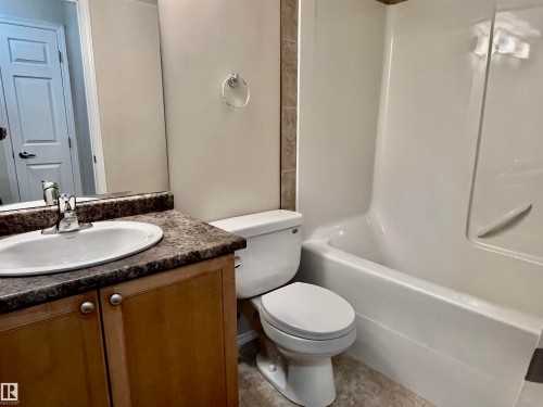 202 6921 199 Street, Edmonton, AB - Indoor Photo Showing Bathroom