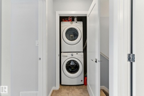105 1304 Rutherford Rd, Edmonton, AB - Indoor Photo Showing Laundry Room