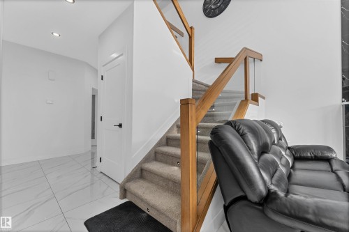 5814 Peltier Close, Beaumont, AB - Indoor Photo Showing Other Room