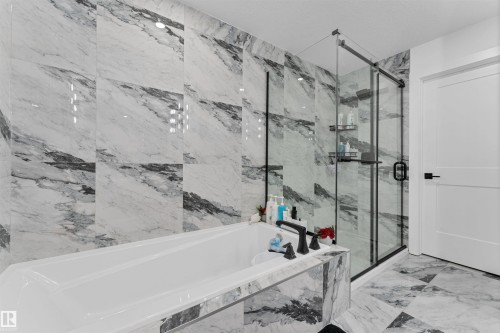 5814 Peltier Close, Beaumont, AB - Indoor Photo Showing Bathroom