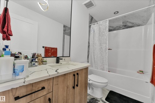 5814 Peltier Close, Beaumont, AB - Indoor Photo Showing Bathroom