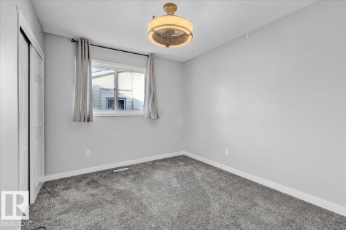 3619 27 Avenue, Edmonton, AB - Indoor Photo Showing Other Room