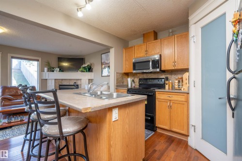 3533 11 Street, Edmonton, AB - Indoor Photo Showing Kitchen With Double Sink