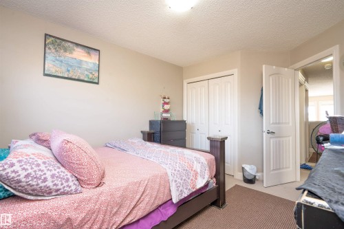 3533 11 Street, Edmonton, AB - Indoor Photo Showing Bedroom