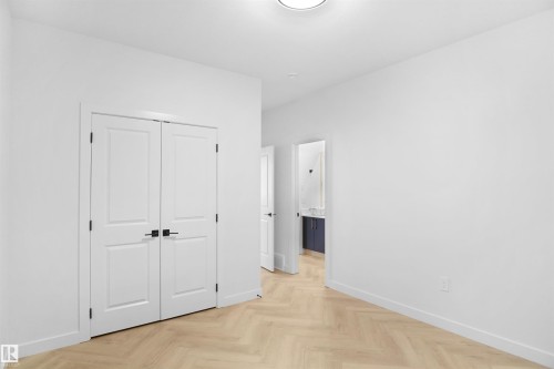 27 Trill Point, Spruce Grove, AB - Indoor Photo Showing Other Room
