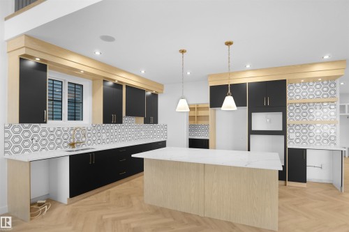 27 Trill Point, Spruce Grove, AB - Indoor Photo Showing Kitchen