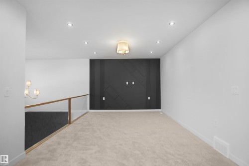 27 Trill Point, Spruce Grove, AB - Indoor Photo Showing Other Room