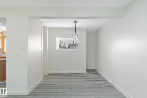 13043 Sherbrooke Avenue, Edmonton, AB - Indoor Photo Showing Other Room