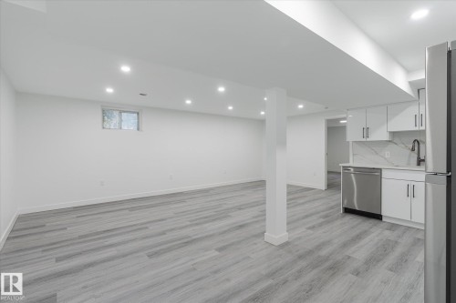 13043 Sherbrooke Avenue, Edmonton, AB - Indoor Photo Showing Other Room