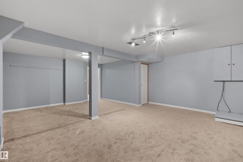 5 14803 34 St, Edmonton, AB - Indoor