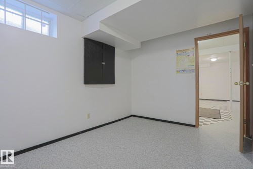 16120 57A Street Nw, Edmonton, AB - Indoor Photo Showing Other Room