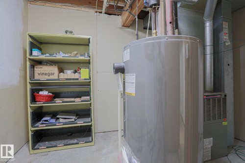 16120 57A Street Nw, Edmonton, AB - Indoor