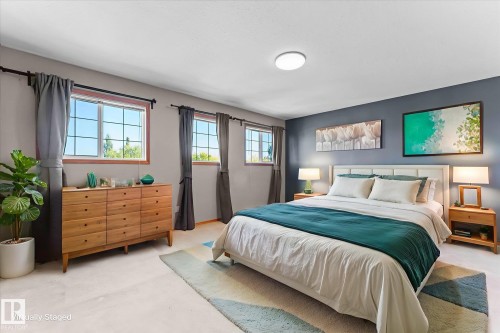 121 Castle Drive, Edmonton, AB - Indoor Photo Showing Bedroom