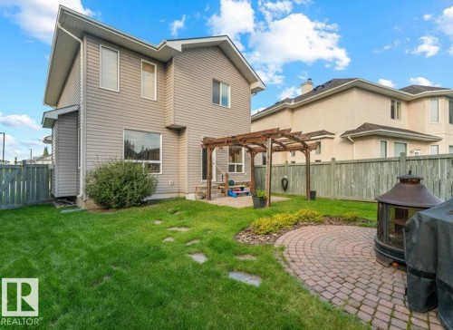 121 Castle Drive, Edmonton, AB - Outdoor With Exterior