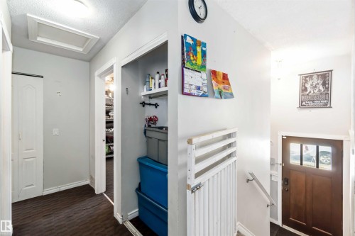 2508 49 Street, Edmonton, AB - Indoor Photo Showing Other Room
