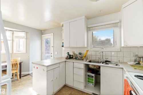 2508 49 Street, Edmonton, AB - Indoor Photo Showing Kitchen With Double Sink
