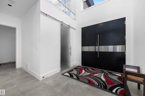 17 Windermere Drive, Edmonton, AB - Indoor Photo Showing Other Room