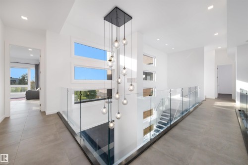 17 Windermere Drive, Edmonton, AB - Indoor Photo Showing Other Room