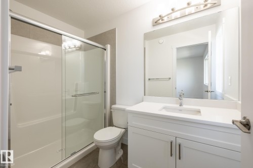 8639 97 Avenue, Morinville, AB - Indoor Photo Showing Bathroom
