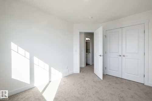 8639 97 Avenue, Morinville, AB - Indoor Photo Showing Other Room