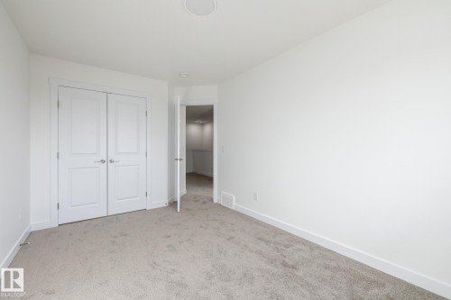 8639 97 Avenue, Morinville, AB - Indoor Photo Showing Other Room