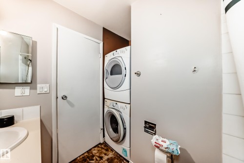 305 14004 26 Street, Edmonton, AB - Indoor Photo Showing Laundry Room