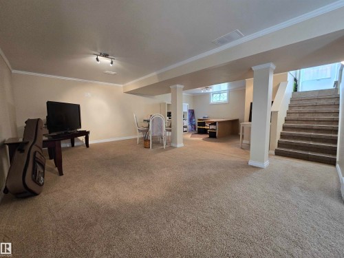 13207 109 Avenue, Edmonton, AB - Indoor