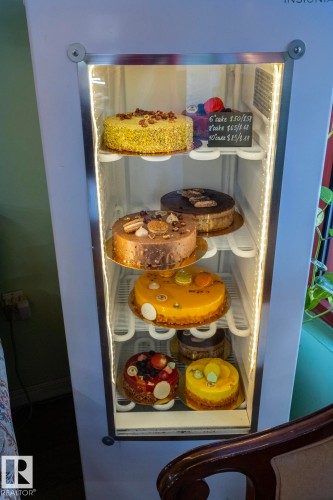 304 14 Mission Avenue, St. Albert, AB - Indoor Photo Showing Other Room