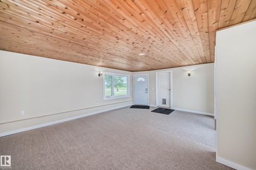 25027 Twp Rd 484, Rural Leduc County, AB - Indoor Photo Showing Other Room
