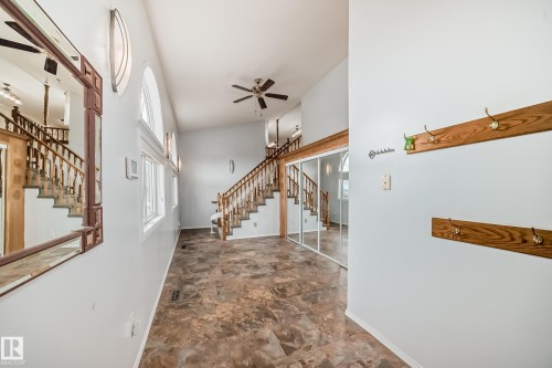 25027 Twp Rd 484, Rural Leduc County, AB - Indoor Photo Showing Other Room