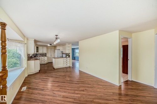 25027 Twp Rd 484, Rural Leduc County, AB - Indoor