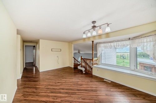 25027 Twp Rd 484, Rural Leduc County, AB - Indoor Photo Showing Other Room