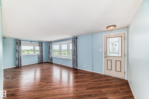 25027 Twp Rd 484, Rural Leduc County, AB - Indoor Photo Showing Other Room