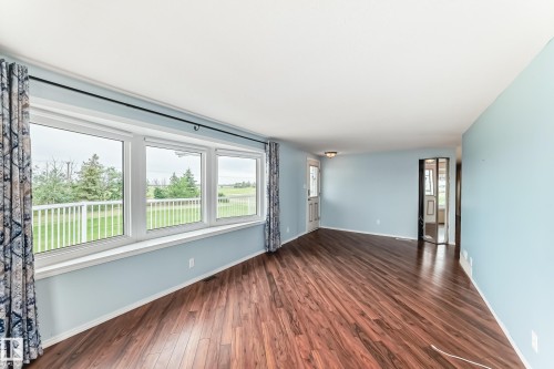 25027 Twp Rd 484, Rural Leduc County, AB - Indoor Photo Showing Other Room