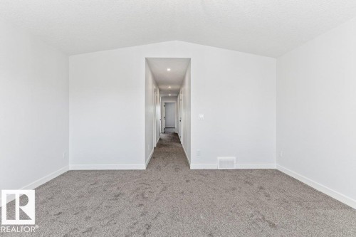 5018 53 Ave, Calmar, AB - Indoor Photo Showing Other Room