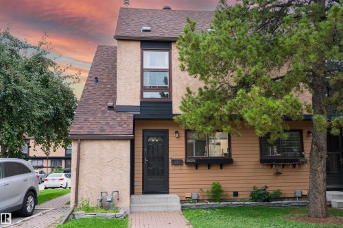 12070 25 Avenue  Edmonton, AB T6J 4L3