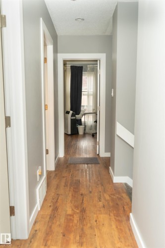 12070 25 Avenue, Edmonton, AB - Indoor Photo Showing Other Room