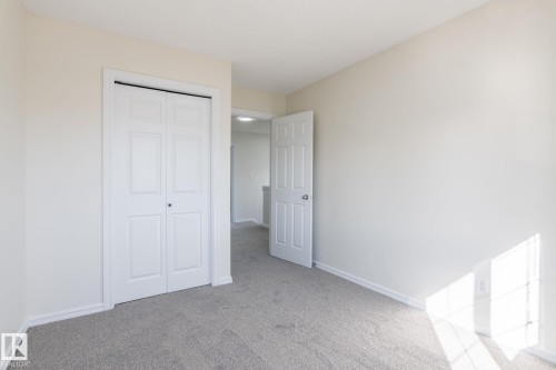 2912 31 Street, Edmonton, AB - Indoor