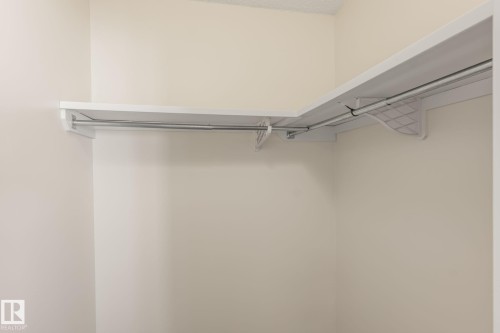 2912 31 Street, Edmonton, AB - Indoor With Storage