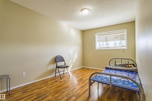 1534 49A Street Nw, Edmonton, AB - Indoor