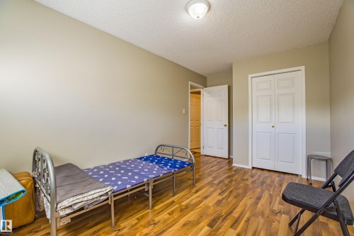 1534 49A Street Nw, Edmonton, AB - Indoor