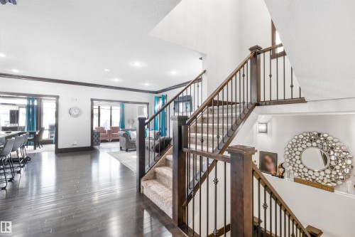 3223 Allan Way, Edmonton, AB - Indoor Photo Showing Other Room