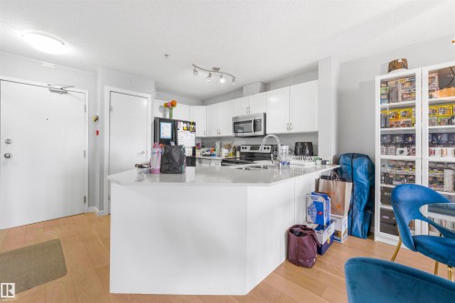 #213 4312 139 Avenue, Edmonton, AB - Indoor Photo Showing Kitchen