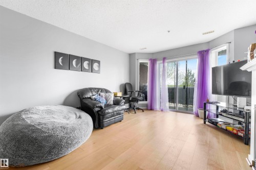 #213 4312 139 Avenue, Edmonton, AB - Indoor Photo Showing Living Room
